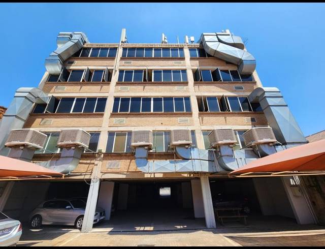 BUSINESS FOR SALE IN PRETORIA CBD